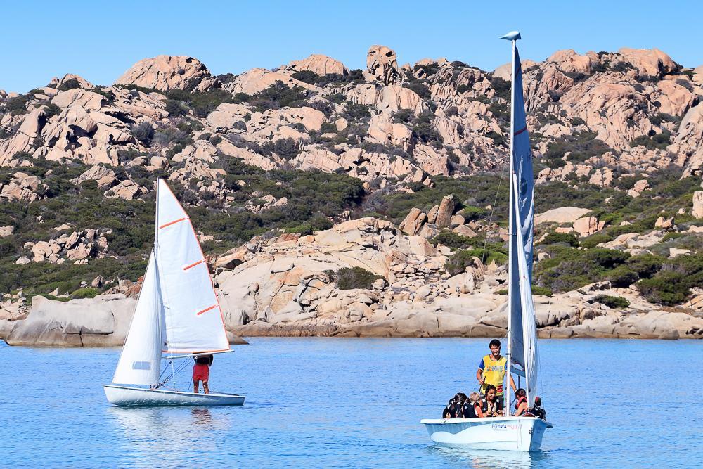 Отель Touring Club Italiano - La Maddalena Ла-Маддалена Экстерьер фото