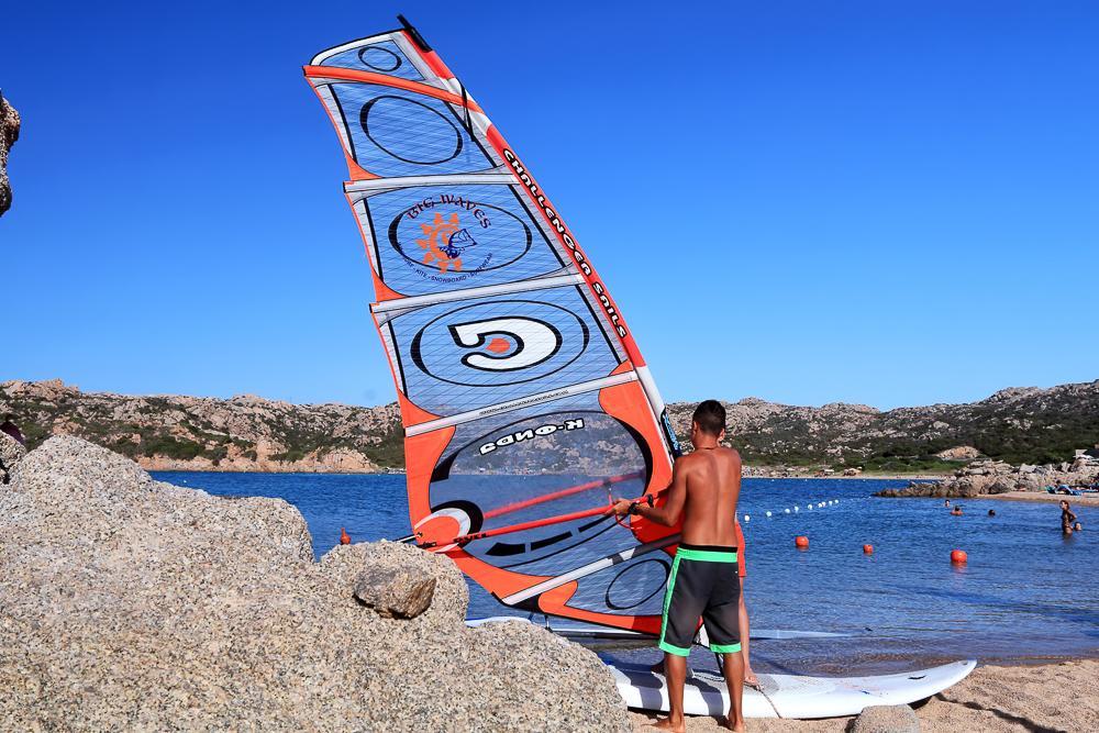 Отель Touring Club Italiano - La Maddalena Ла-Маддалена Экстерьер фото