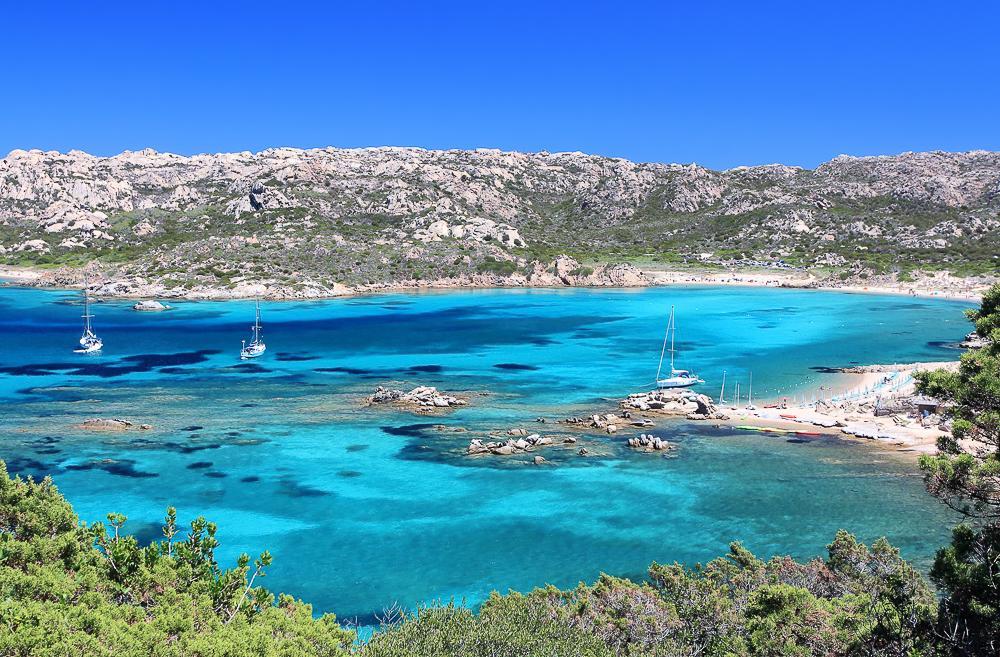 Отель Touring Club Italiano - La Maddalena Ла-Маддалена Экстерьер фото